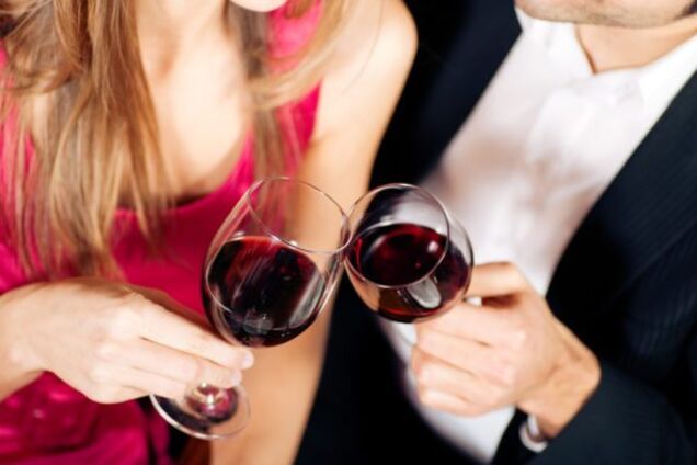Опасен для секса: Супрун предупредила о страшных последствиях алкоголя
