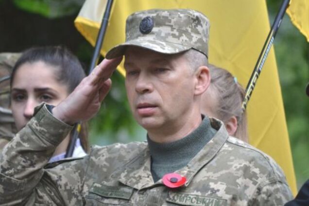 Порошенко назначил нового командующего ООС на Донбассе: кто он такой