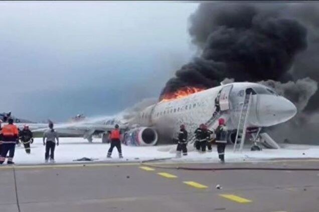 "Летіли без зв'язку": командир згорілого під Москвою літака розкрив деталі