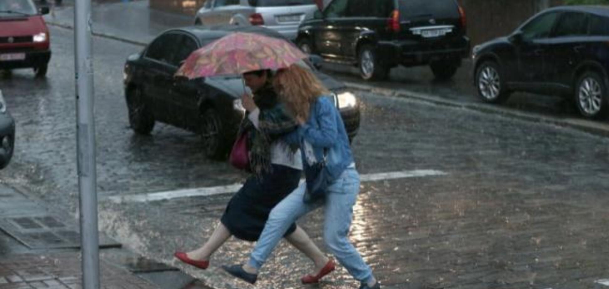 Дожди возвращаются: в Украине резко ухудшится погода