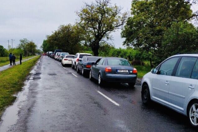Пастка для 500 авто на кордоні з ЄС: названі причини НП