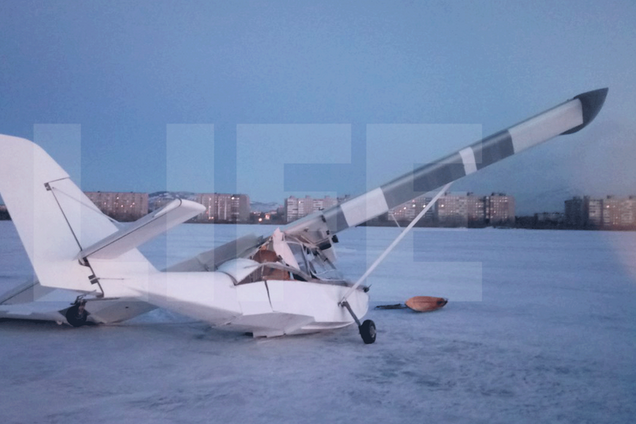 В России рухнул еще один самолет под Мурманском: подняты все экстренные службы