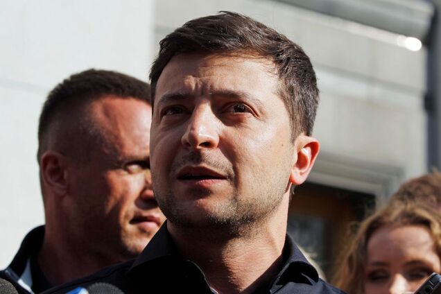 Ничего Зеленский вам не должен