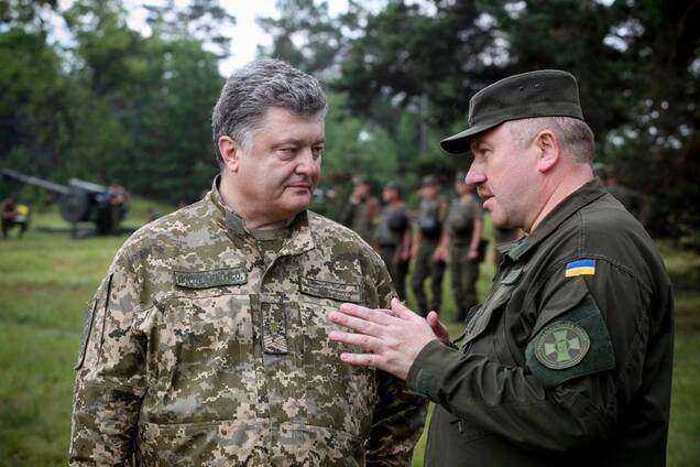 Порошенко уволил командующего Нацгвардии