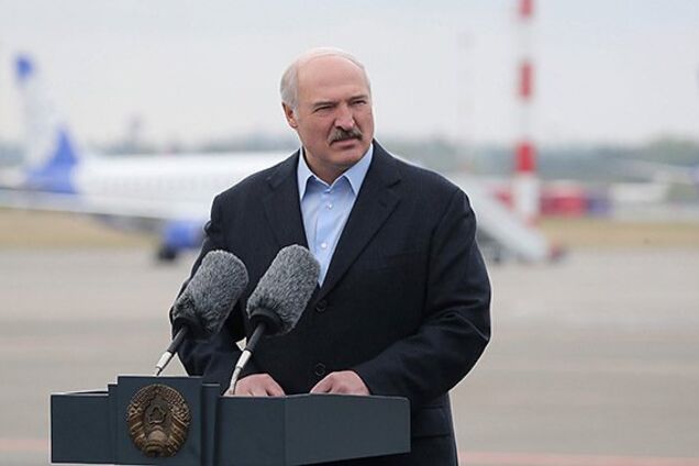 Лукашенко загадочно исчез: в сети сообщили о серьезных проблемах со здоровьем