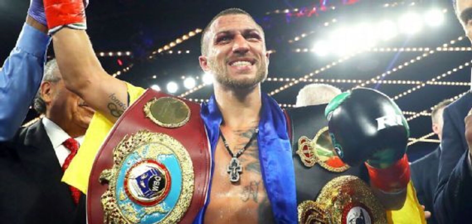 'Не згоден!' Промоутер Усика скипів через Ломаченка