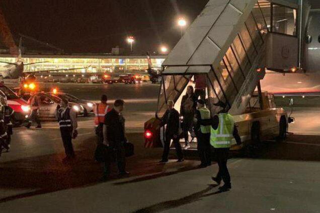 Пішов запах гару: у 'Шереметьєво' сталася НП зі ще одним літаком Superjet 100