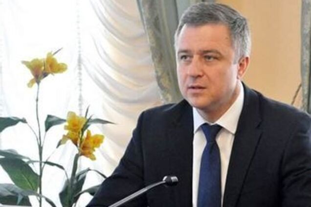 Зеленский вернул на должность уволенного Порошенко чиновника