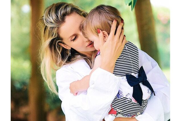 Лобода взбудоражила сеть 'беременным' фото