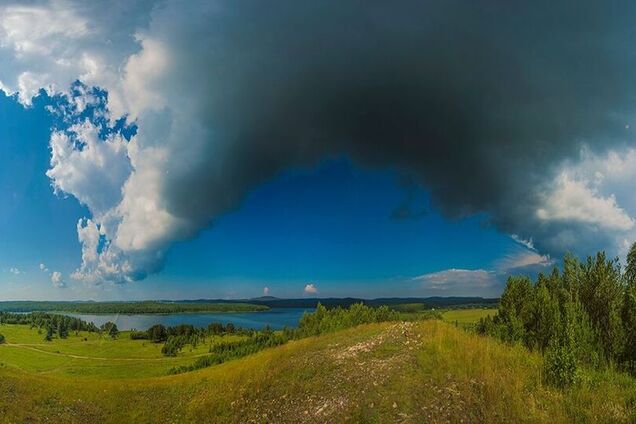 Украину накроют жара и грозы: синоптики уточнили прогноз погоды на неделю