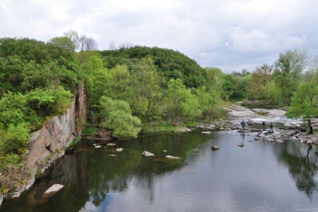 Хімікати потрапили у річку Рось: на Київщині перекрили воду