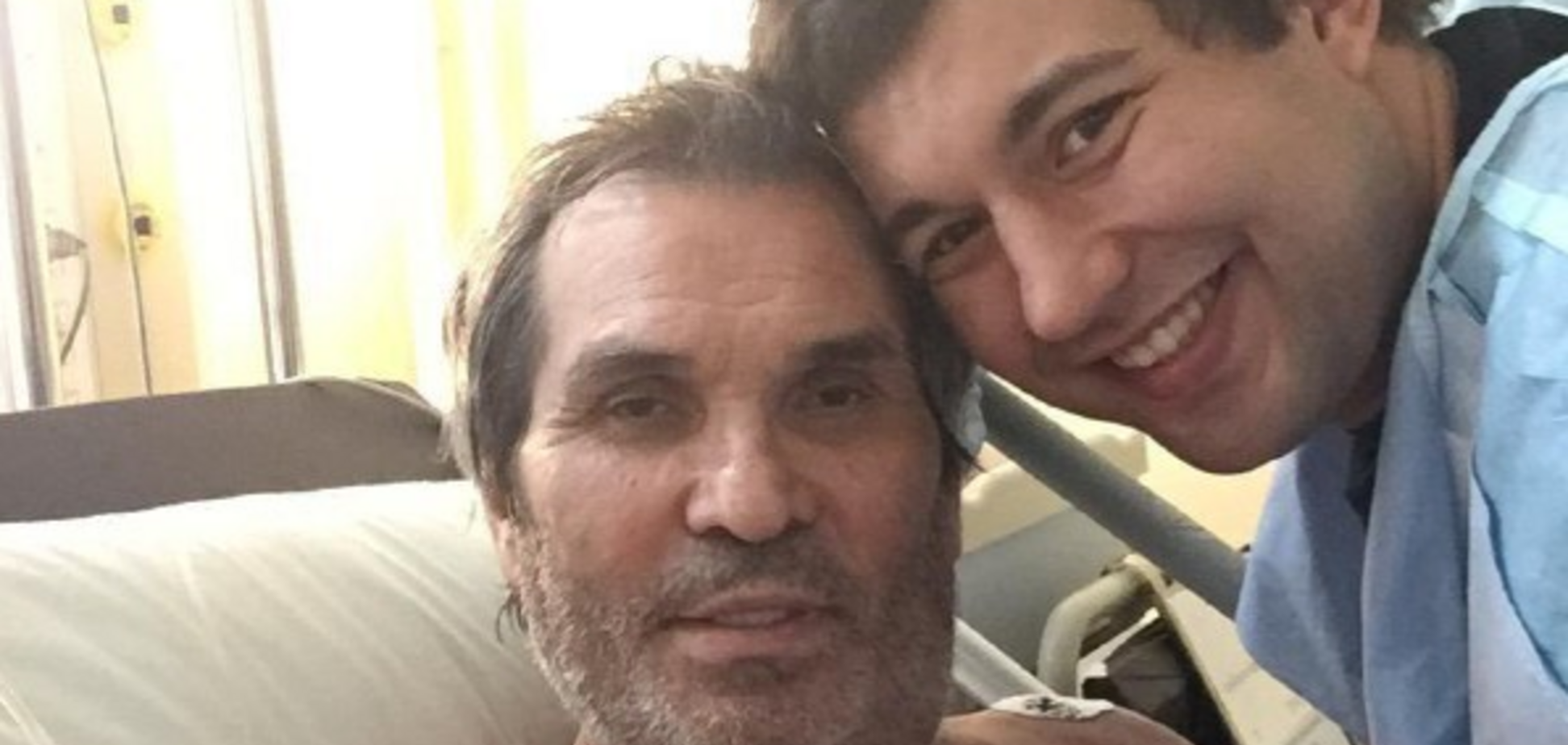 Бари Алибасов в больнице с сыном