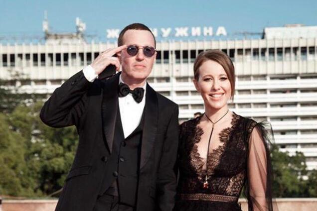 'Добре, хоч у трусах': Собчак захейтили за відверту сукню