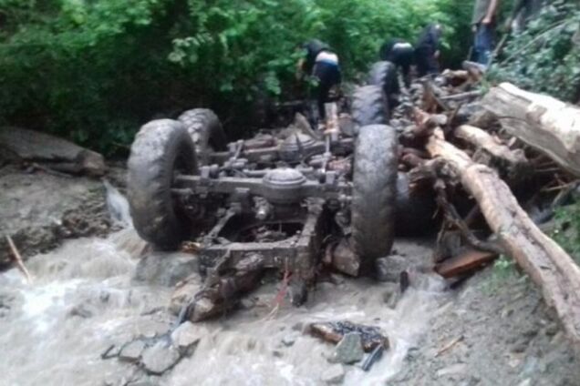 На Закарпатье жуткой смертью погибли пять человек: фото с места ЧП