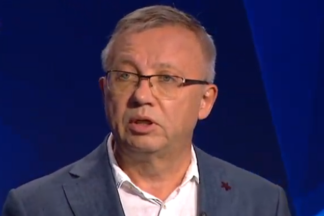 Микола Савченко