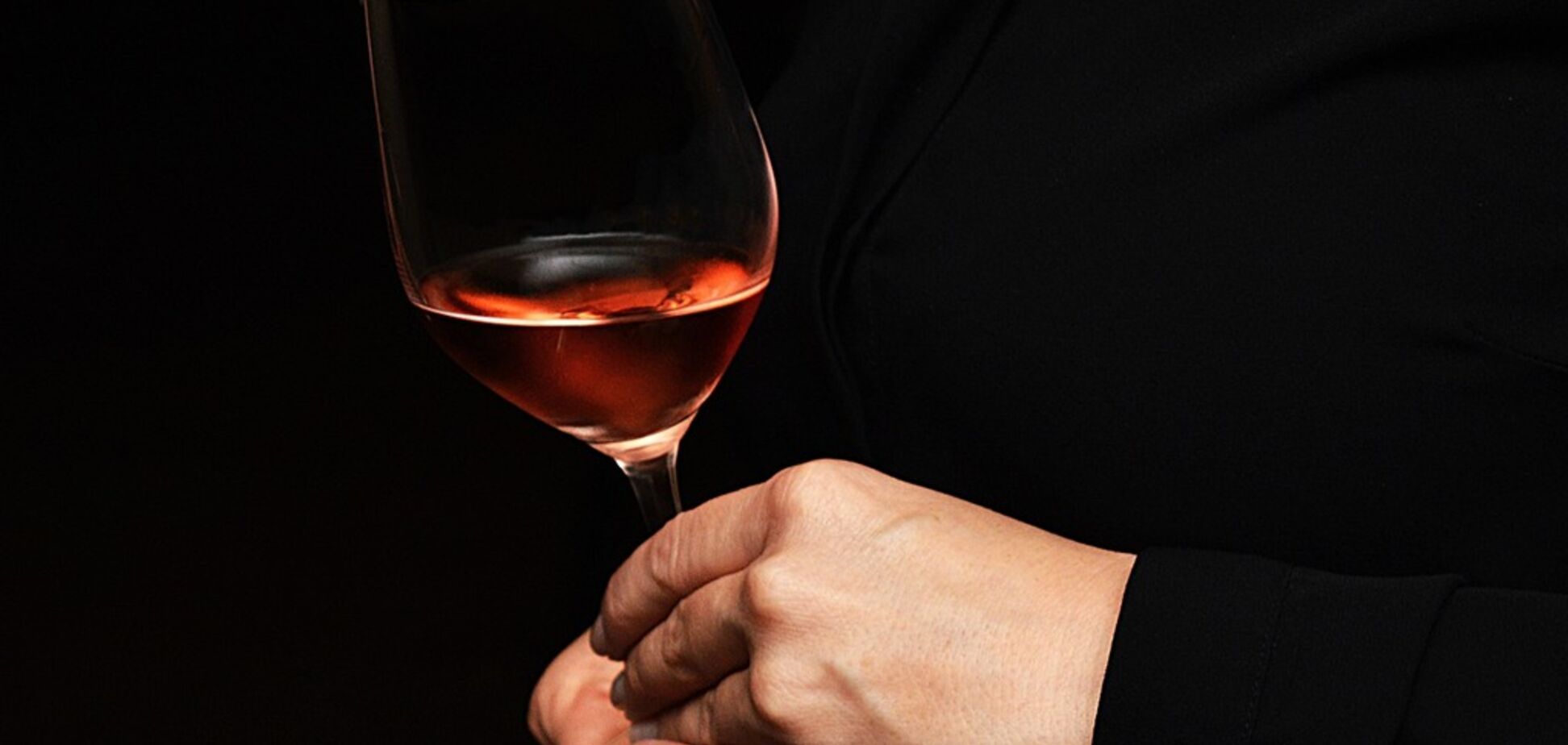 Как выбрать и пить розовое вино: правда о ценах, вкусе и происхождении