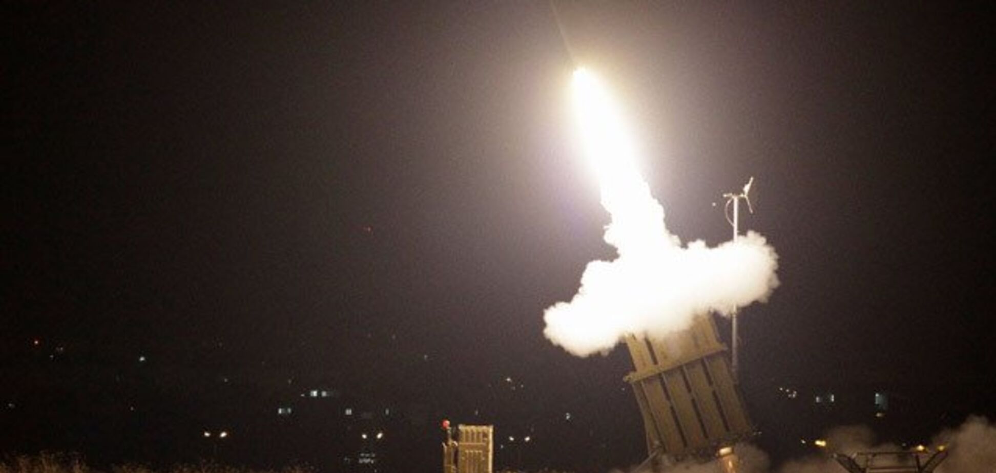 Ізраїль завдав потужного удару у відповідь по сектору Гази: фото і відео