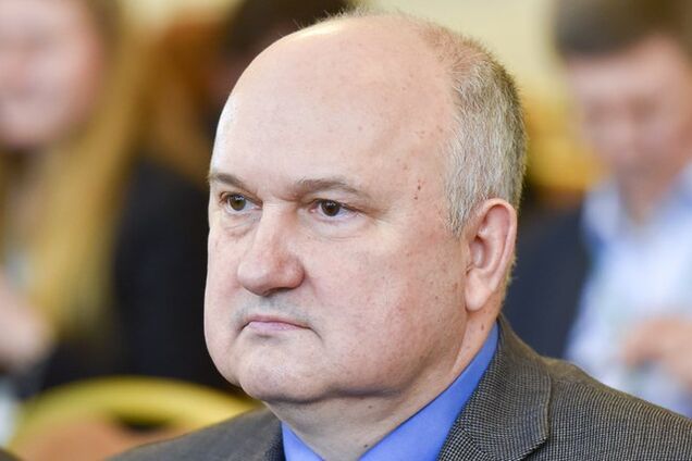 Требует выплатить 1 грн: Смешко подал в суд на Наливайченко