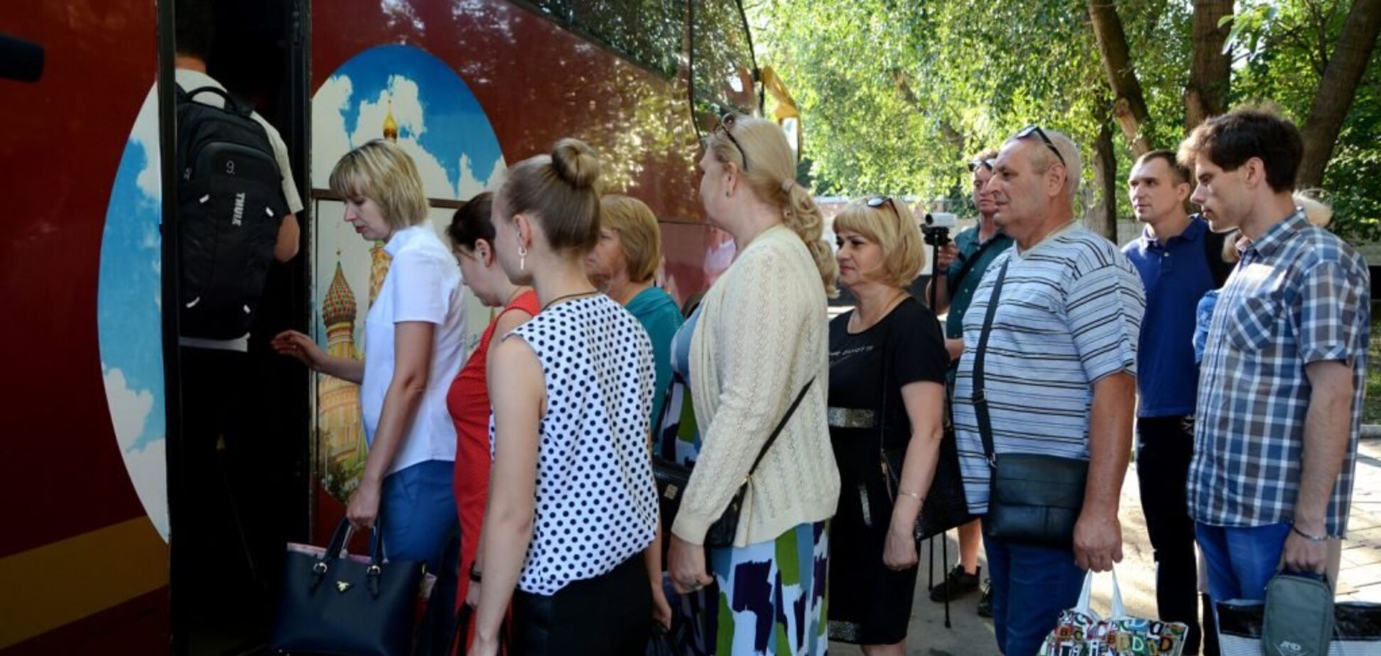 Росія розпочала паспортизацію жителів 'Л/ДНР': перші подробиці