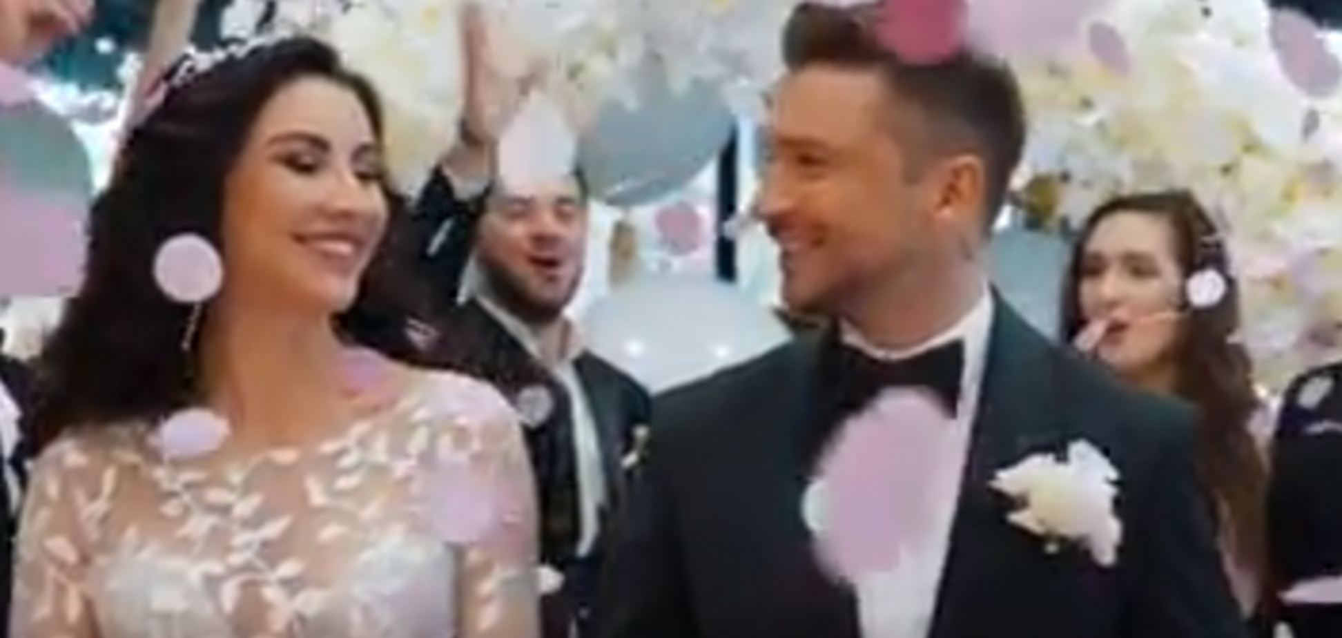 'Більше немає сенсу приховувати': Лазарєв показав відео з 'весілля' і дав пояснення