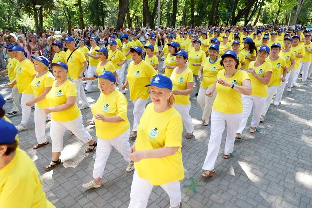 'З Україною в серці': в Дніпрі проходить перший масштабний фестиваль життєлюбів