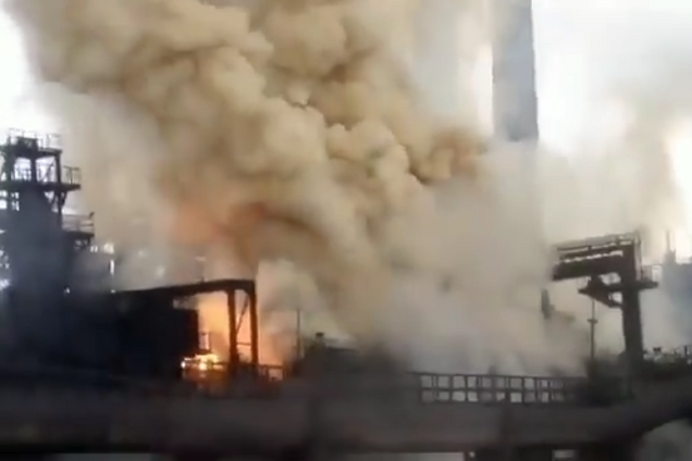 Затянуло оранжевым облаком: в Кривом Роге возник переполох из-за комбината