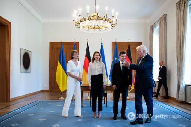 'Одягають в мішки': новий образ Зеленської викликав ажіотаж в мережі