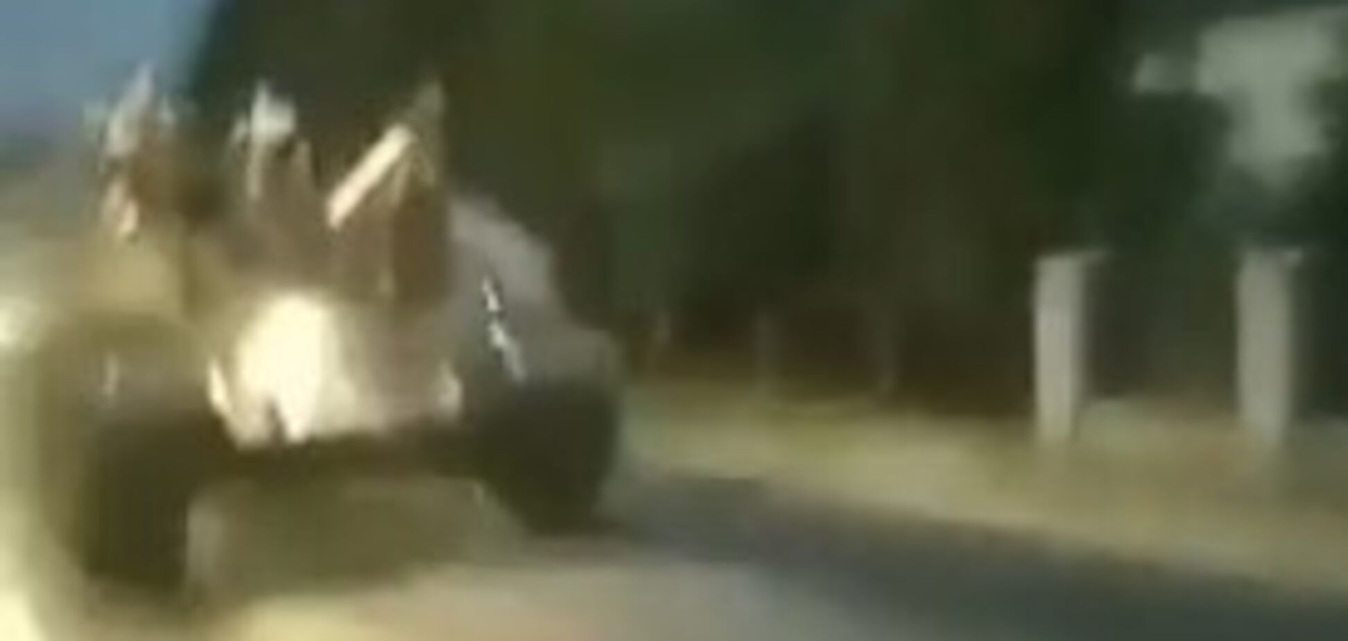 В Польше пьяный разъезжал на советском танке по городу: видео