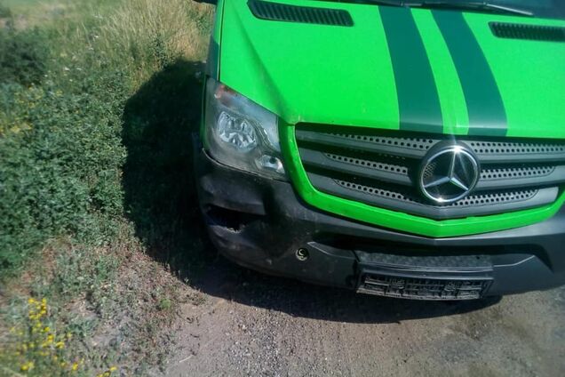 'Первое разбойное нападение': на Луганщине взорвали авто инкассаторов ПриватБанка
