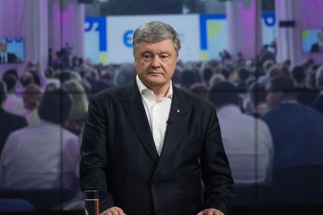 Порошенко рассказал, в чем готов помогать новой властной команде