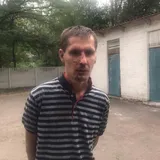 Погрожував ножем: у Маріуполі педофіл напав на 11-річну дівчинку