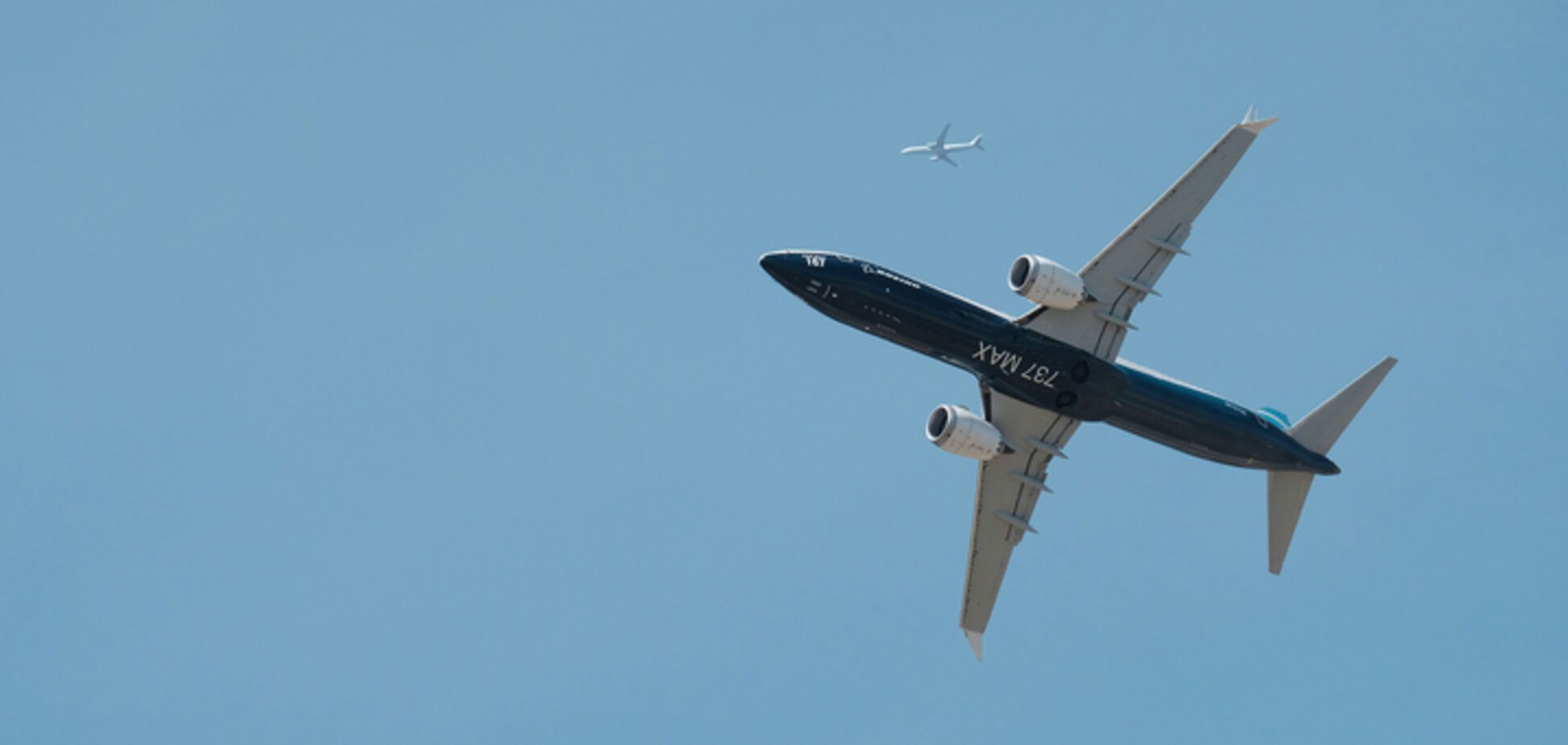 Сотни пилотов подали в суд на Boeing: подробности скандала