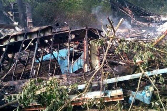 В Украине разбился самолет: первые фото с места ЧП