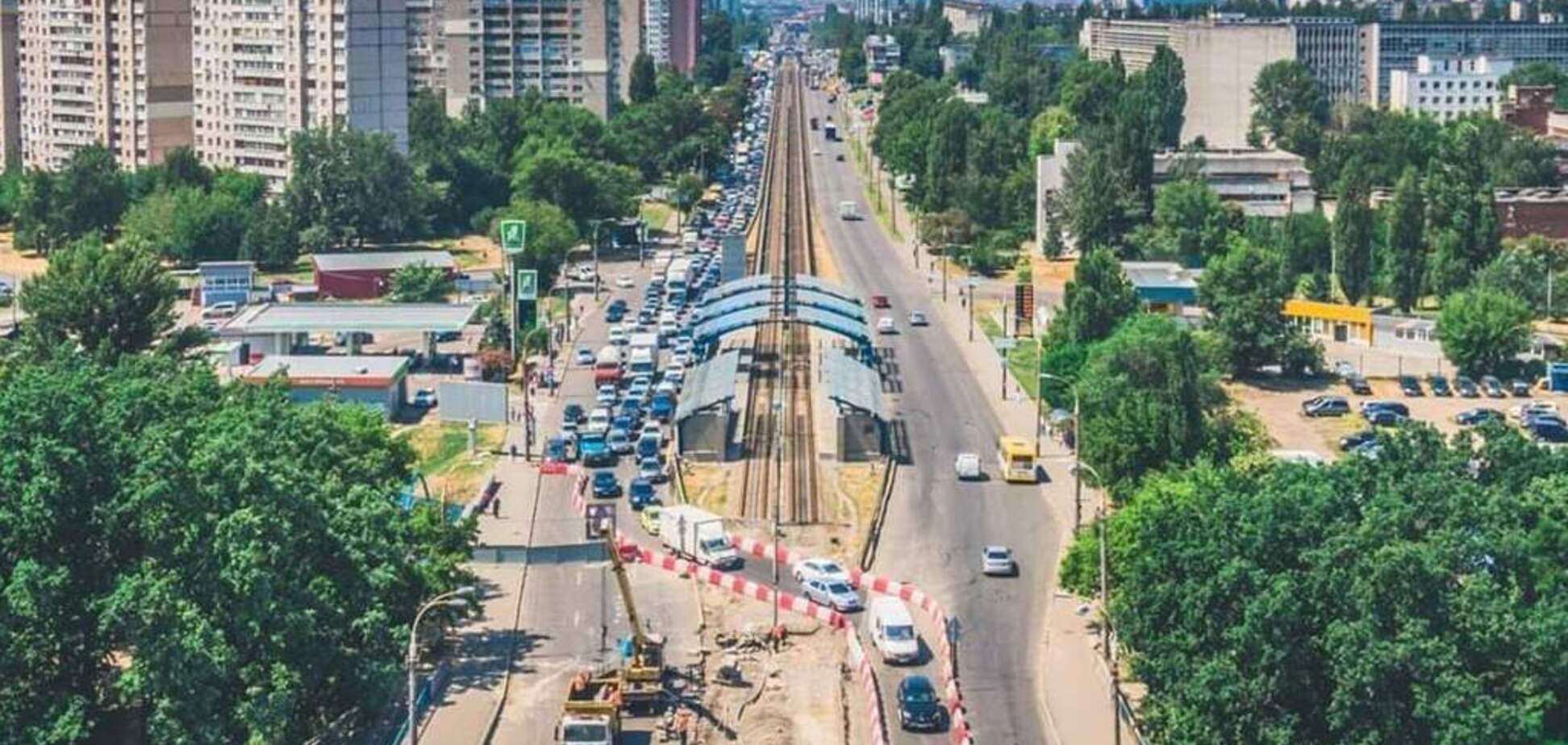 Важный элемент транспортной системы Киева не работает. Дальше возмущаетесь в Facebook?