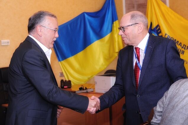 Гриценко предложил ограничить расходы на предвыборную рекламу до $100 тысяч