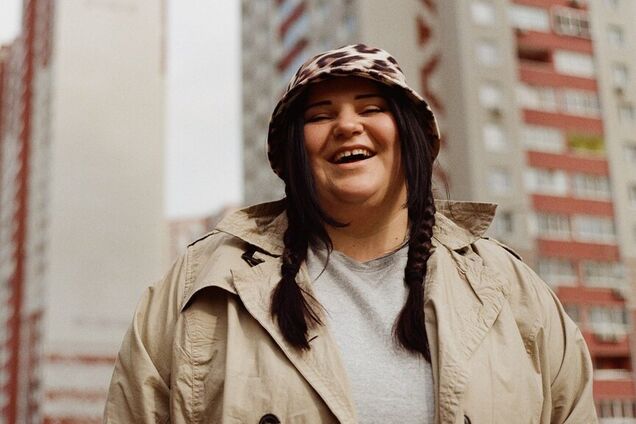 Українська реперша блиснула фігурою на пляжі: фото