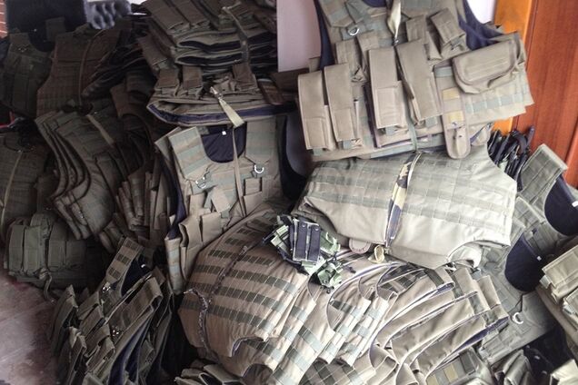 'Армію готують до капітуляції': Бірюков розповів, що вилучили слідчі ДБР