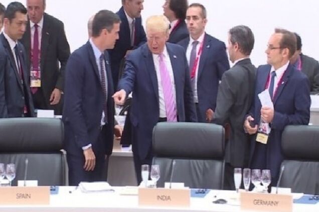 Вказав на його місце: Трамп принизив прем'єра Іспанії на G20. Відео