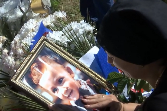 'Он был серый, губы синие': на Буковине из-за врачебной ошибки умер 3-летний мальчик