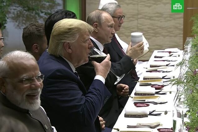 Стакан воды. ЧТО прикидывается Путиным?