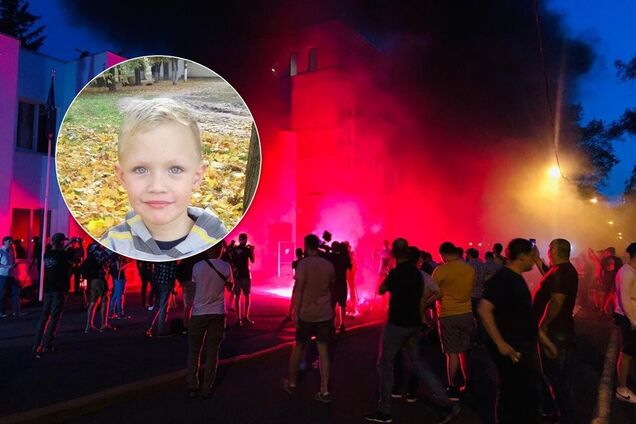 Поліцейські вбили дитину: під стінами МВС у Києві влаштували бунт. Фото і відео