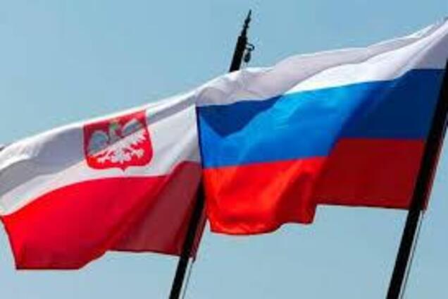 "Сволота! Добивають в трунах": в Росії знову накинулися на Польщу через війну
