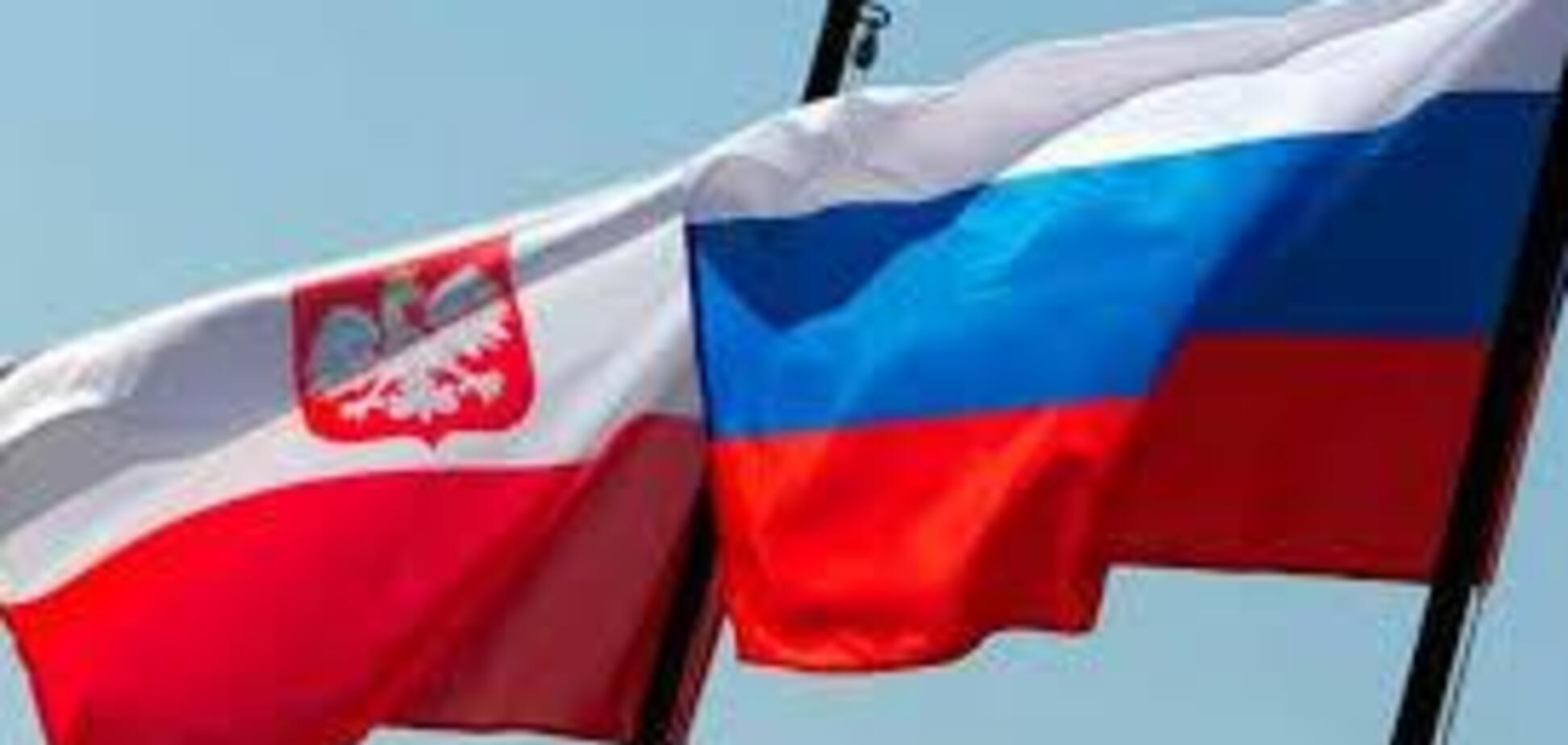 'Сволочи! Добивают в гробах': в России опять набросились на Польшу из-за войны