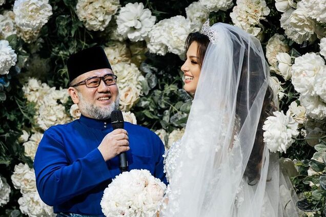 Міс Москва 2015 народила спадкоємця королю Малайзії: перше фото малюка