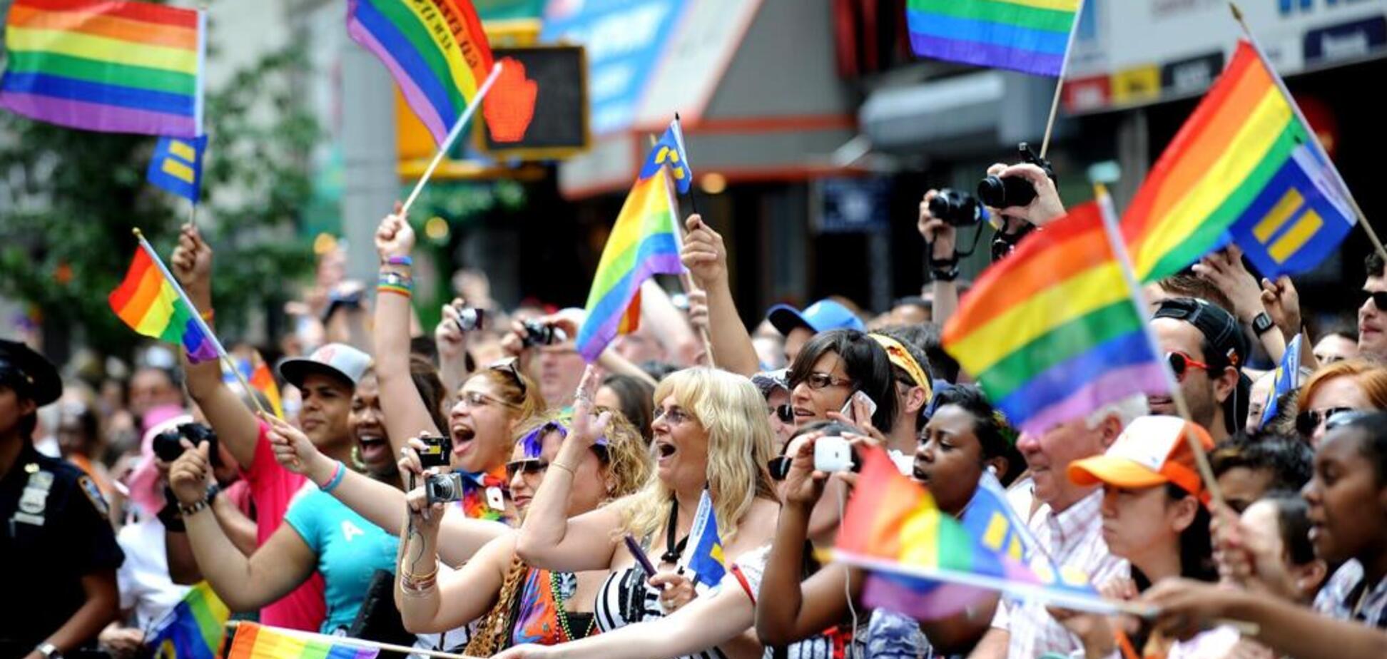 'Смотрите, она за п*доров!' В Киеве разгорелся ЛГБТ-скандал с дочерью известного волонтера