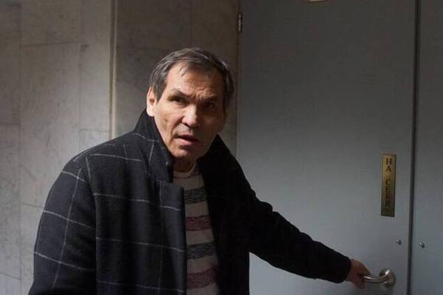 Бари Алибасов