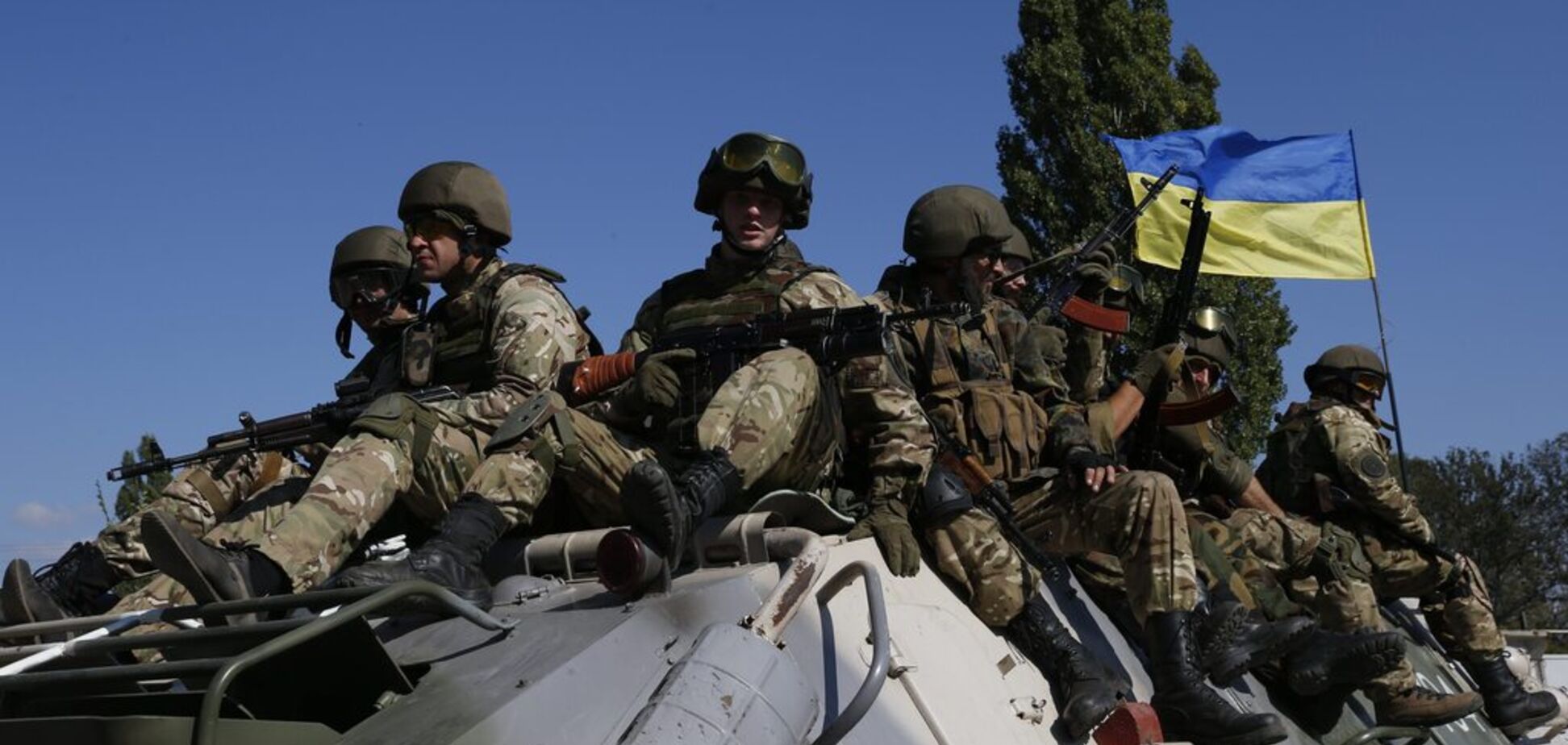 Огонь на Донбассе: Жданов оценил обещание Зеленского