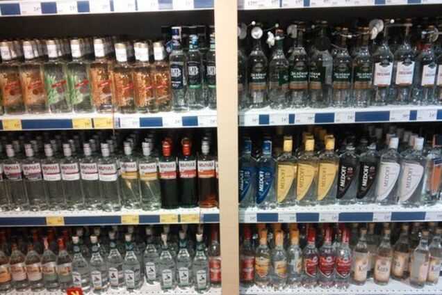 В Украине может резко подорожать алкоголь: озвучены новые расценки