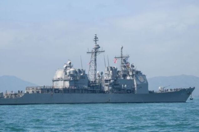 З військовими кораблями Росії і США сталася надзвичайна подія в океані