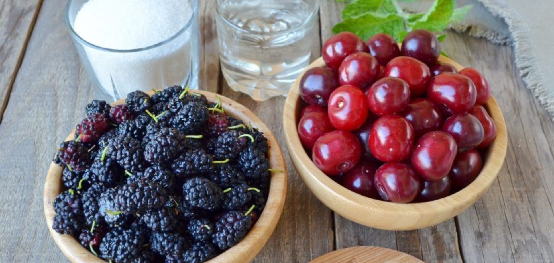Спасают от ожирения и бессонницы: Супрун раскрыла пользу популярных ягод